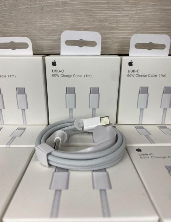 Cable USB-tipo C  a lightning 1.1 modelo A 1703