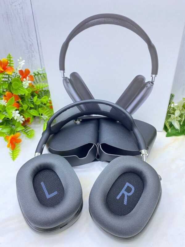 637f42bc-cc80-44cf-a83b-8b4e48c8bc1b (1) Airpods max 1.1